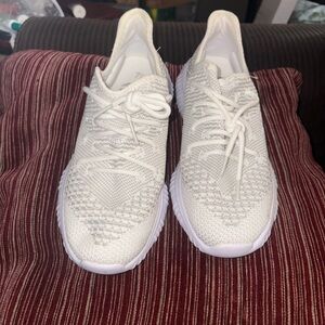 White Knit Sneakers Avia Womens 7.5